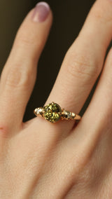 LIONNA ✦ Mali Garnet